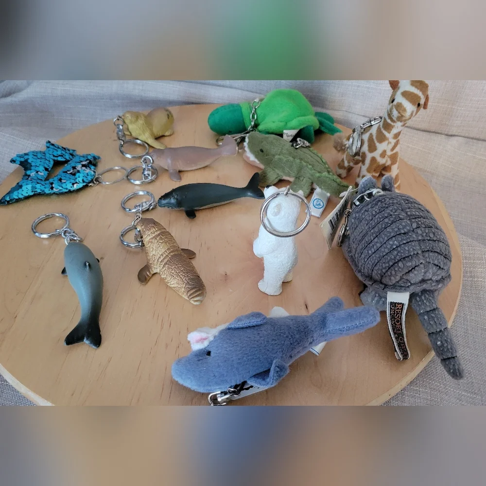 Vintage 1990's Lot of 12 Animal and Marine Life Key & Card Holders / Key Rings - Picture 11 of 16